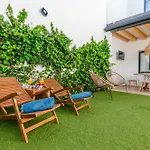 Yourhouse Els Nins