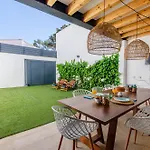 Yourhouse Els Nins Villa *