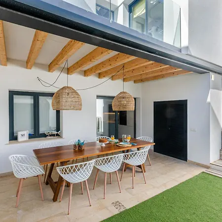 Villa Yourhouse Els Nins *