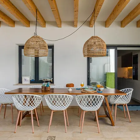 Yourhouse Els Nins וילה *