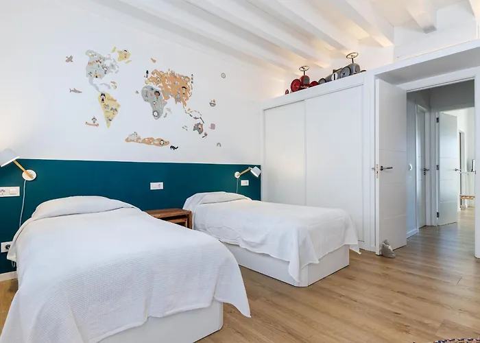 Yourhouse Els Nins فيلة