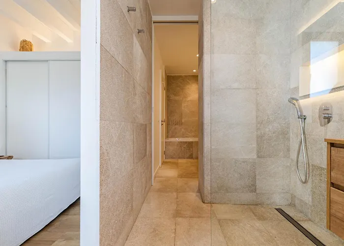 Yourhouse Els Nins فيلة كان بيكافورت