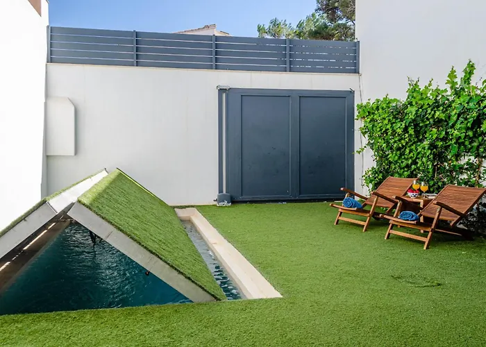 فيلة Yourhouse Els Nins كان بيكافورت